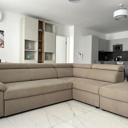 Luxury Two Bedroom With Sofa Bed Sliema, Tigne Point! *