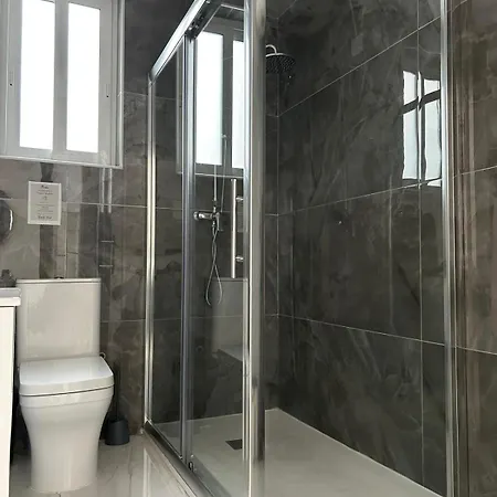 Luxury Two Bedroom With Sofa Bed Sliema, Tigne Point! Σλιέμα